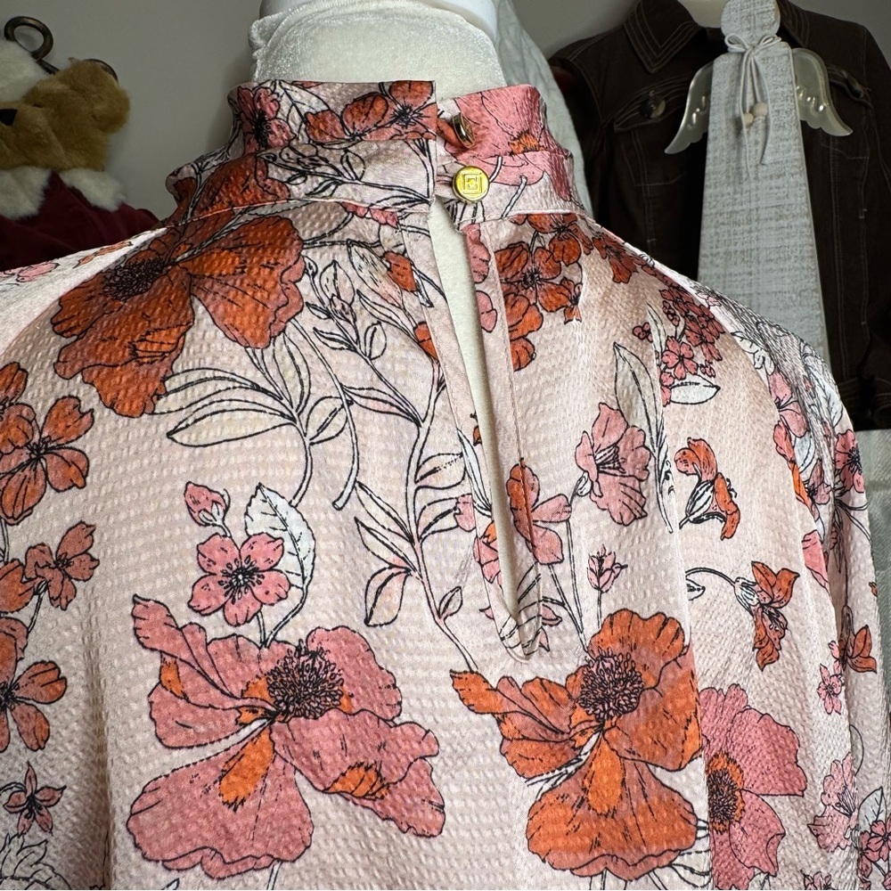 Liz Claiborne Blush Floral Crinkle Blouse XL Tie Neck Long Sleeve - Picture 8 of 10